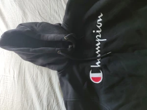 Champion hoodie - 9/10 nästan aldeig använd