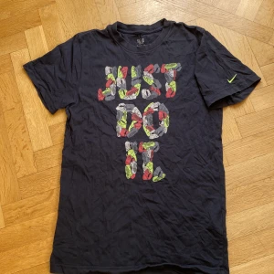 Nike air t-shirt - Nike air “just do it” t-shirt