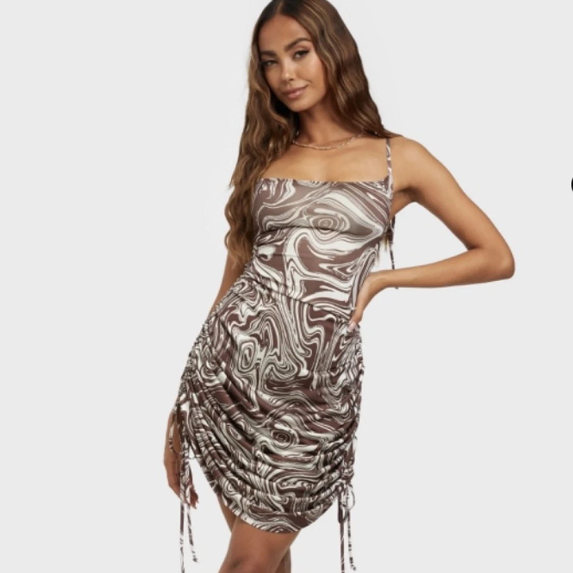 Draperad klänning från Nelly