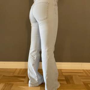 Söta jeans från H&M, storlek 36 😋