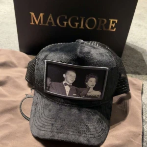 Maggiore keps C10 - Säljer min brorsas keps helt oanvänd pga att den inte kommit till användning. Den säljs inte längre, nypriset är 800kr 