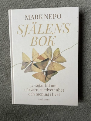 Bok - Oläst. Nypris ca 300:-