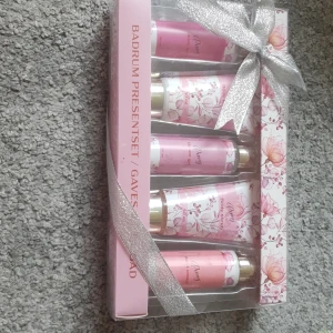 Fint produkt kit  - Jätte fint kit med produkter till kropp