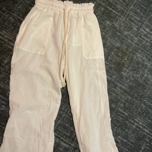 Roxy pants - Jätte fina linne byxor