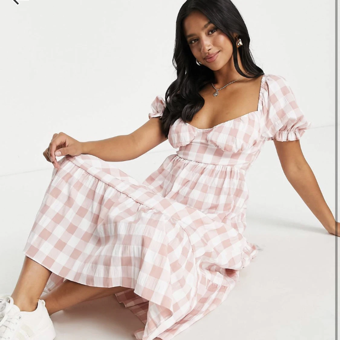 Rosarutig klänning strl 34