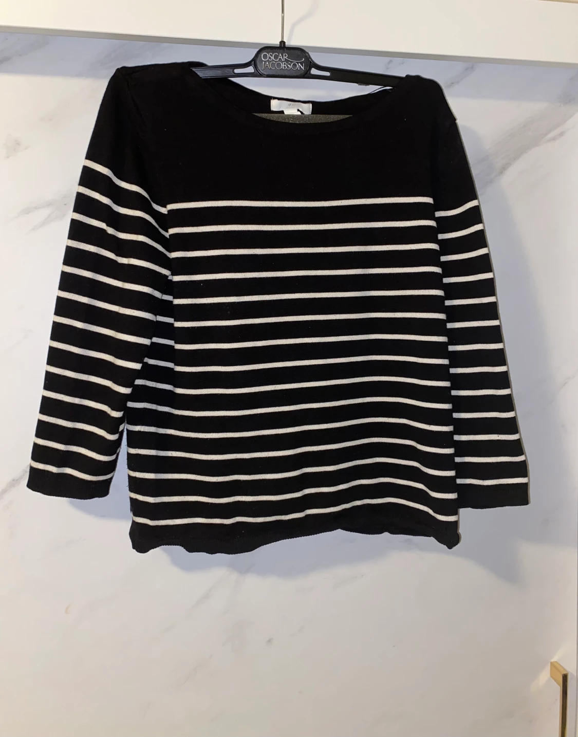 Långärmad randig tröja