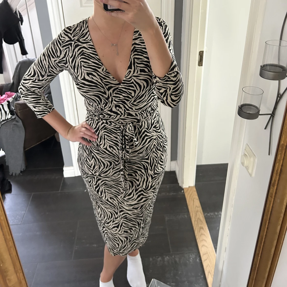 Klänning med zebramönster