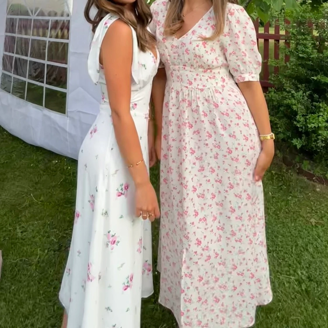 Blommig klänning  - 90