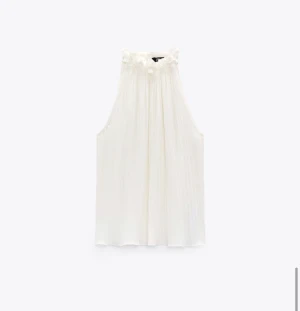 Zara topp - Helt ny topp från zara, slutsåld.  Storlek S
