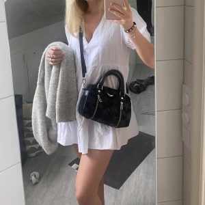 Volangklänning - Så söt volangklänning från zara😍