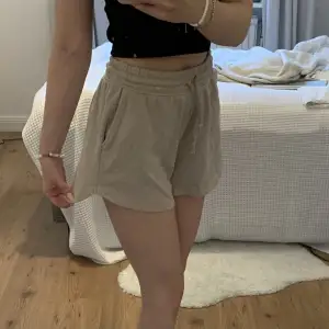 Mjukis shorts från h&m😊