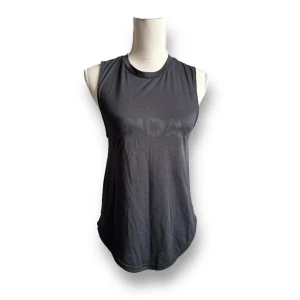 Adidas linne - När detalj på ryggen