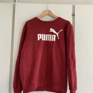 Röd Puma Sweatshirt