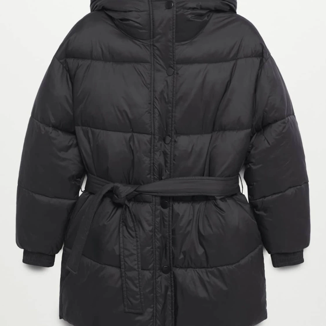 Mango vinterjacka med skärp i svart