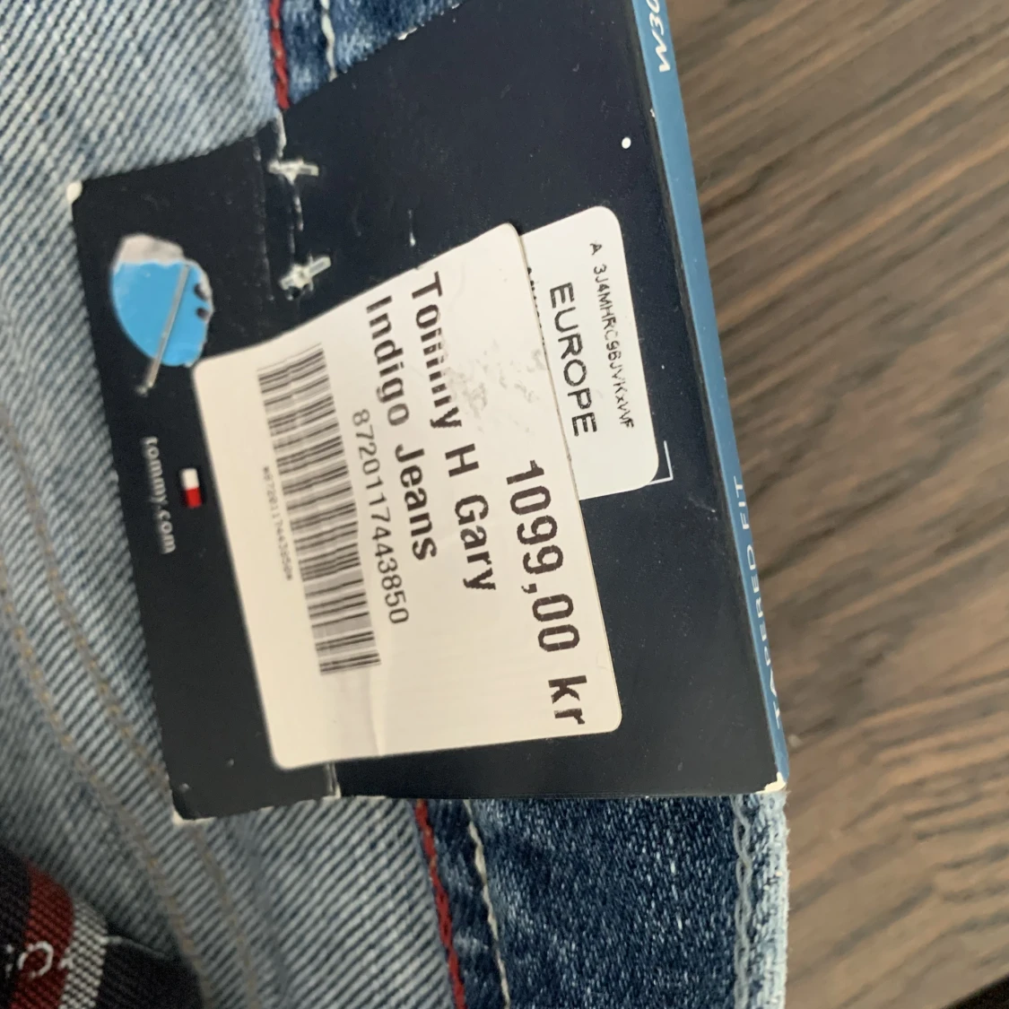 Jeansshorts Tommy Hilfigur strl W3030 - 91