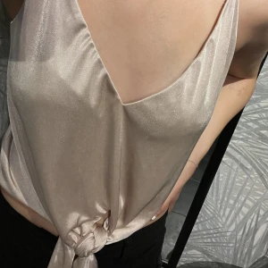 Siden linne - Ett fint linne i siden liknade material