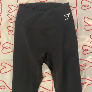 Gymshark träningstights  - Svarta träningstights från gymshark, aldrig använda då dom var för små