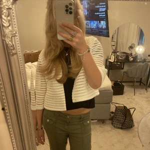 Trekvartsärmad kofta  - Jötte fin trekvartsärmad kofta från sellpy som fortfarande har lappen kvar 🥰