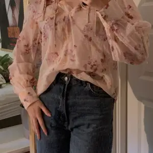 Pretty blouse in great condition 