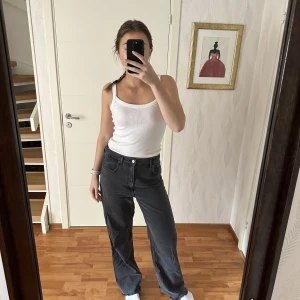 Zara Jeans - Jeans från Zara  Storlek 40