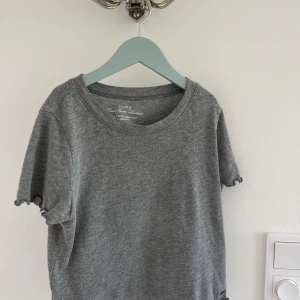 Hollister topp - Säljer denna fina topp från hollister! Mycket bra skick