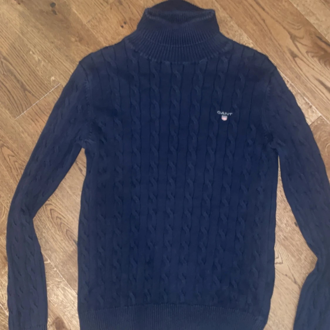 Gant stickad polo tröja storlek M