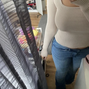 Långärmad  - Skön tröja som inte används längre. 129 kr + frakt. 