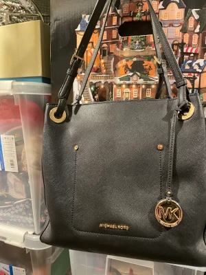 Michael kors väska  - Super fint skick 