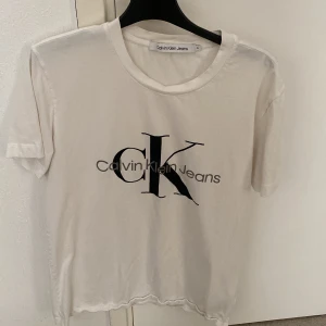 Calvin Klein t-shirt - Använder inte mer använd fåtal gånger