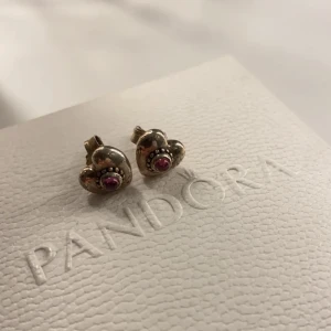 pandora  - örhängen