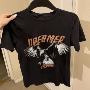 T shirt - Snygg t-shirt från Gina! Endast provad…