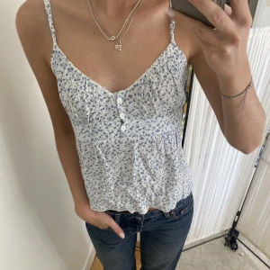 Brandy Melville linne - Så gulligt linne från brandy Melville som tyvärr endast inte kommer till användning! Nyskick! Frakt tillkommer🌸