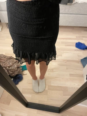 BIKBOK KJOL - andvänd fåtal gånger, kontakta mig vid eventuella frågor 