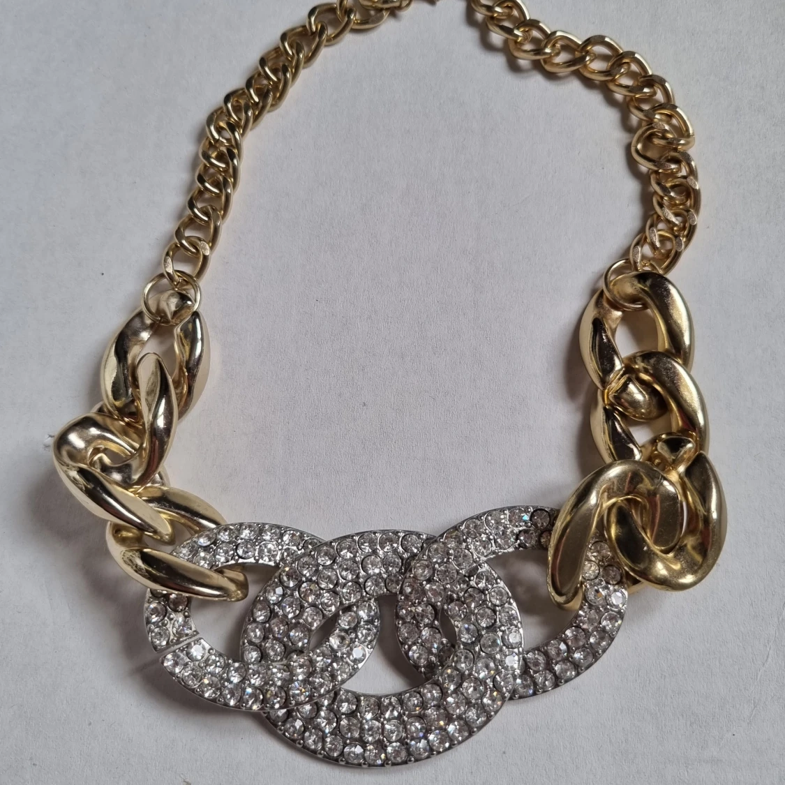 Halsband kedja med strass 