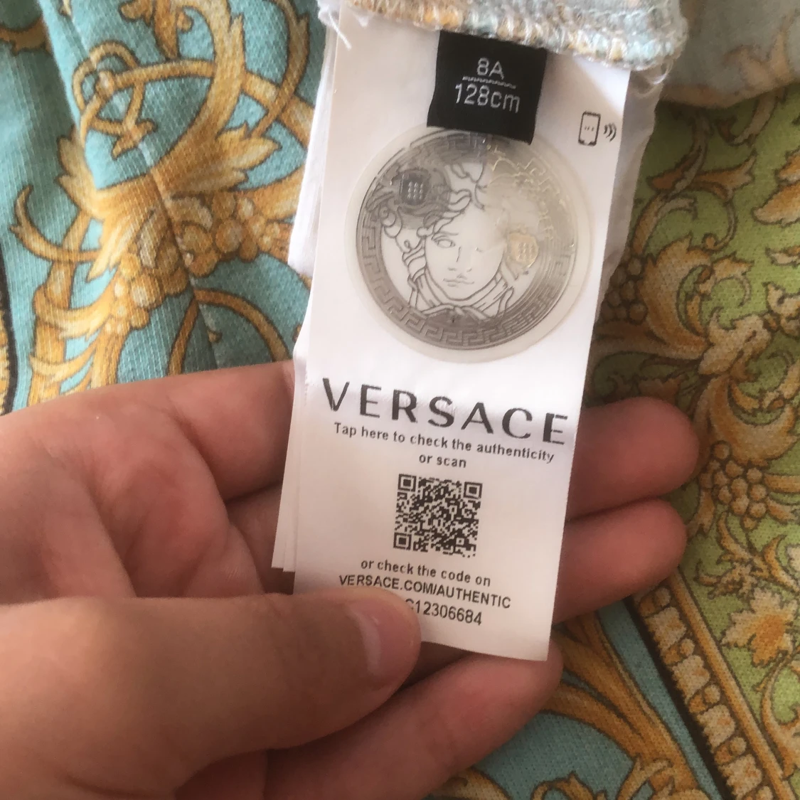 Äkta Versace dress skönt kvalite  - 91