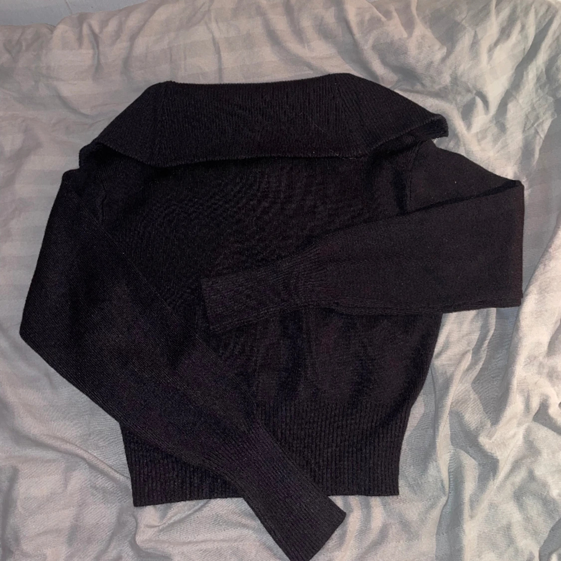 Svart tröja - 90
