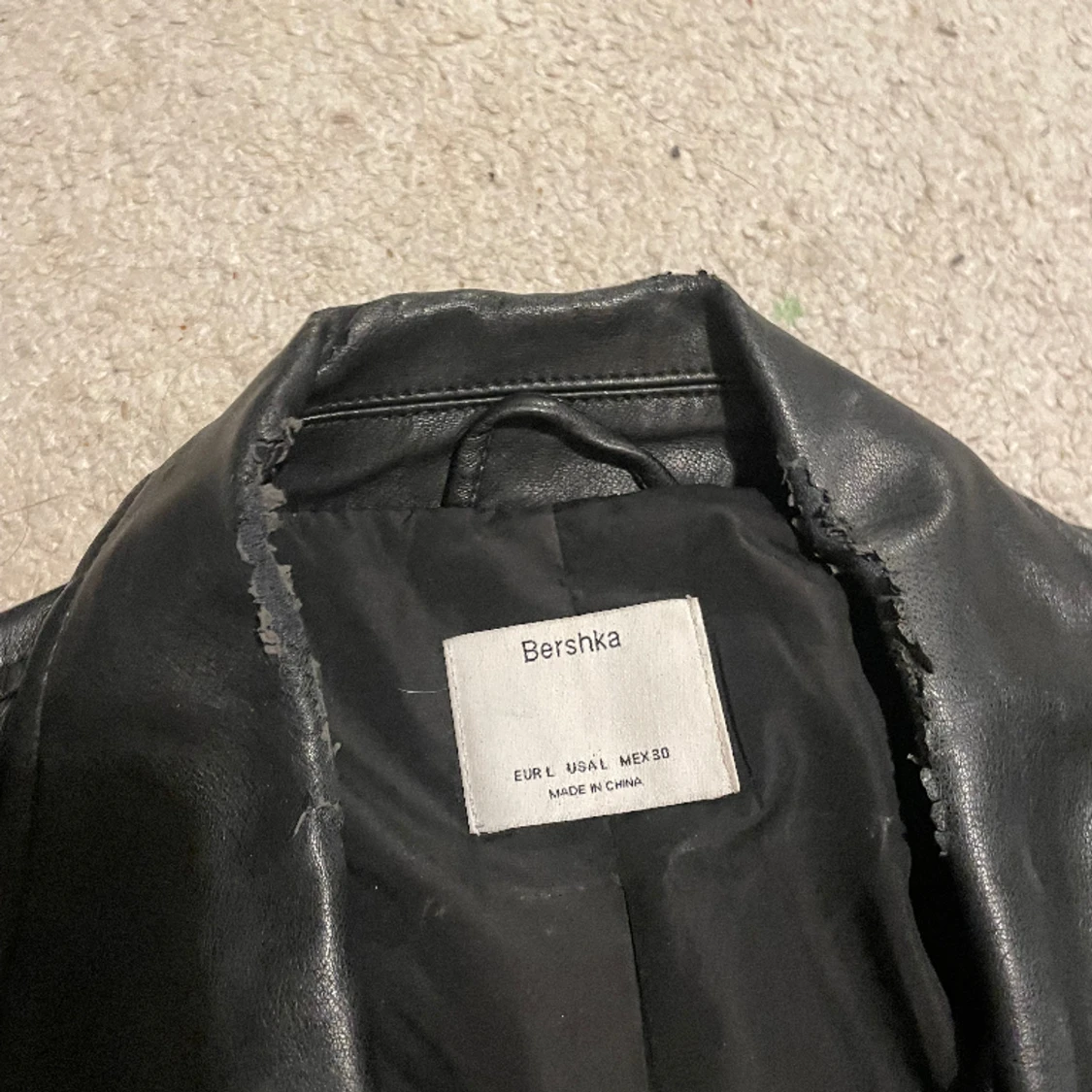 Svart skinnjacka - 90