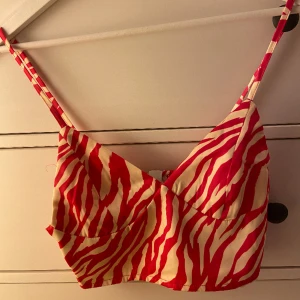 Rosaröd topp - Oanvänd topp❤️💗