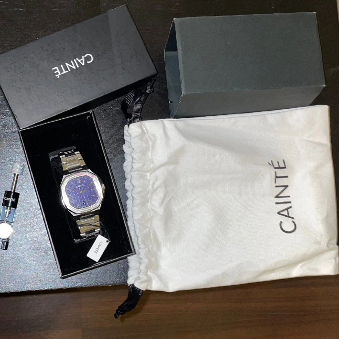 Säljer min helt ny klockan  - 90