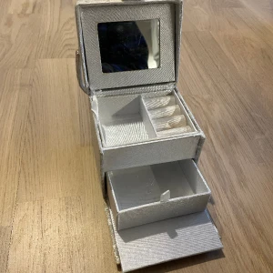 Smyckeskrin - Bra skick