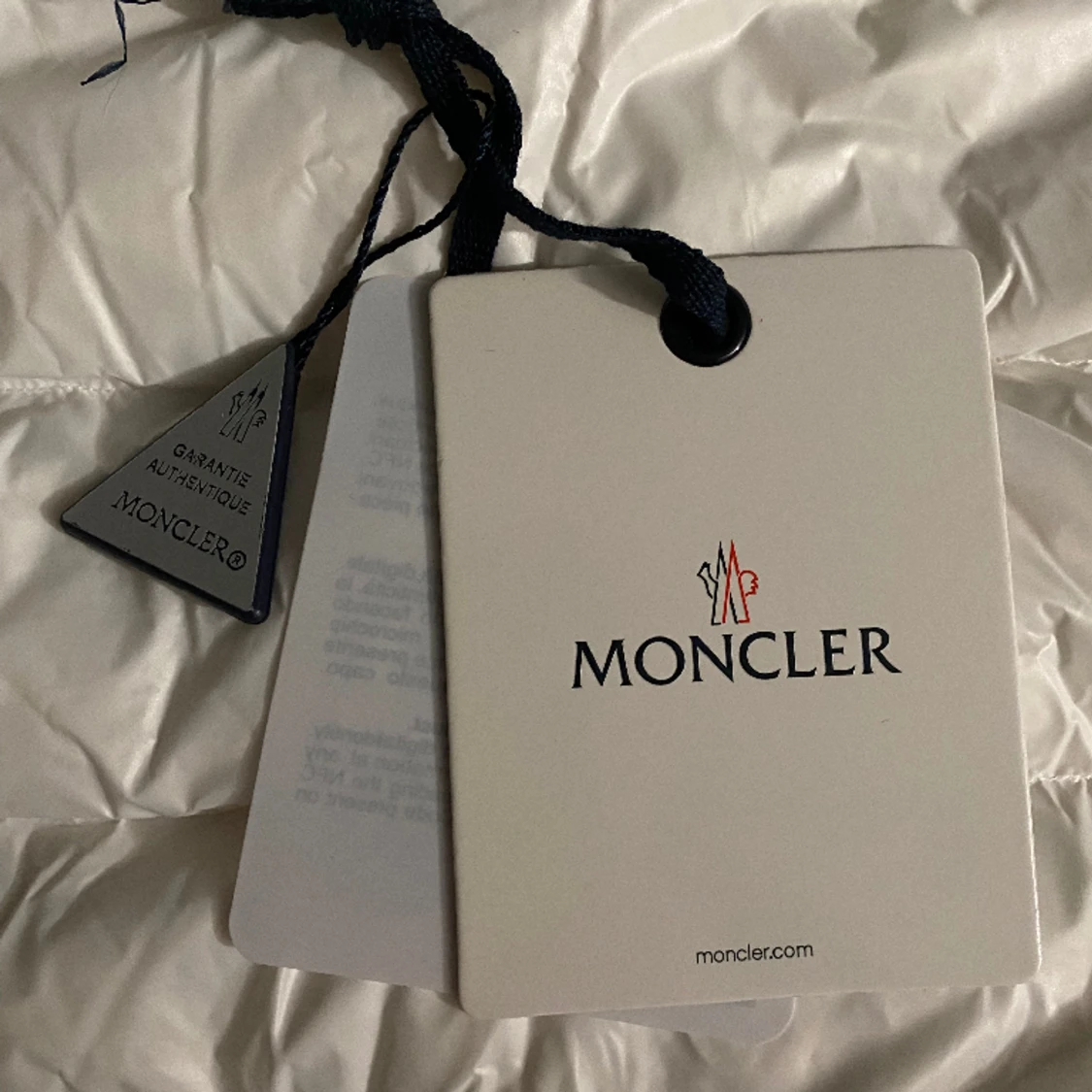 Moncler väst - 90