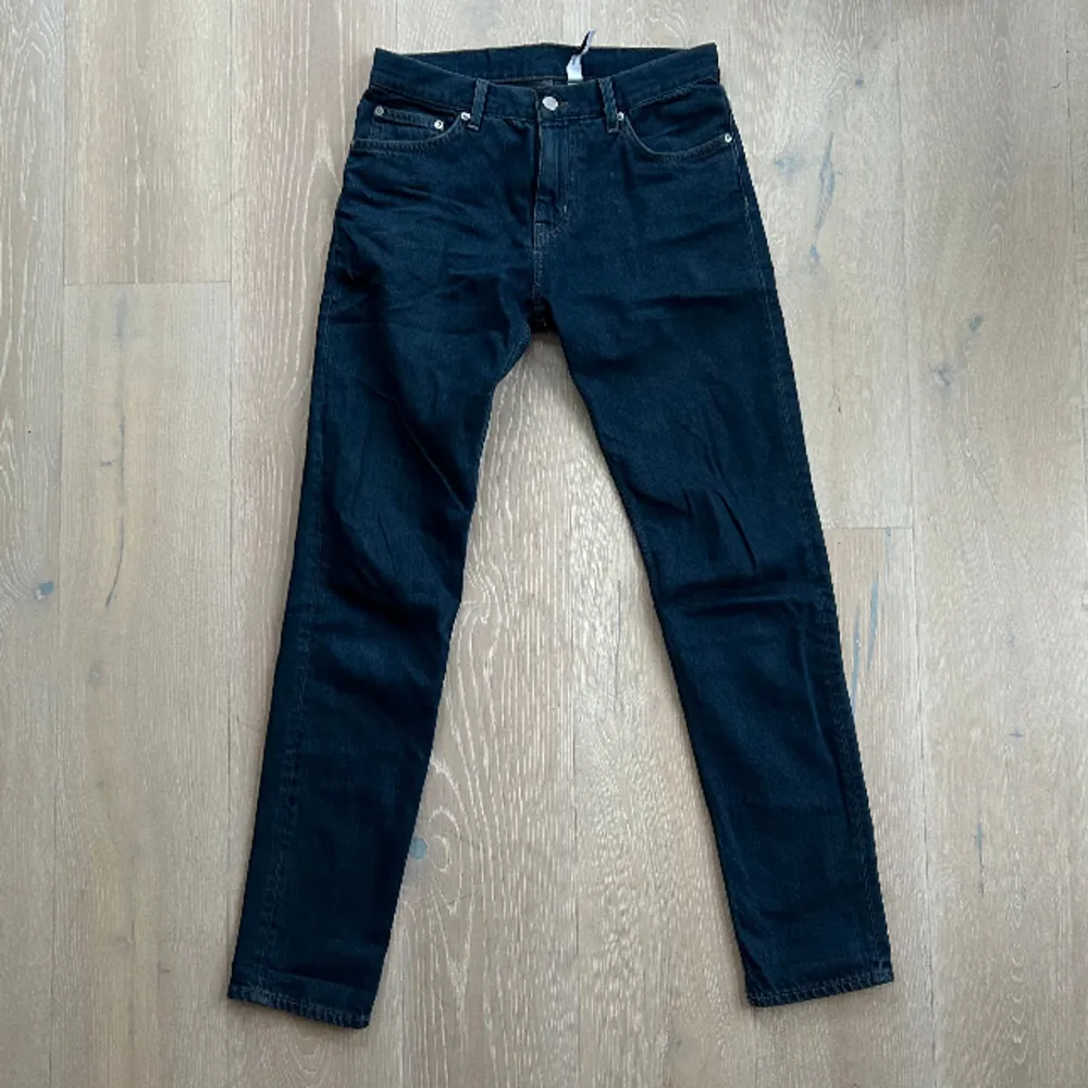 Weekday Friday jeans i storlek 28/32. Fint skick.. Jeans & Byxor.