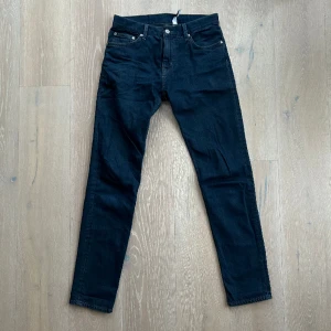 Weekday jeans - Weekday Friday jeans i storlek 28/32. Fint skick.