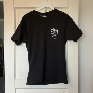 Stussy T-shirt - Säljer min Stussy Tee i bra condition 