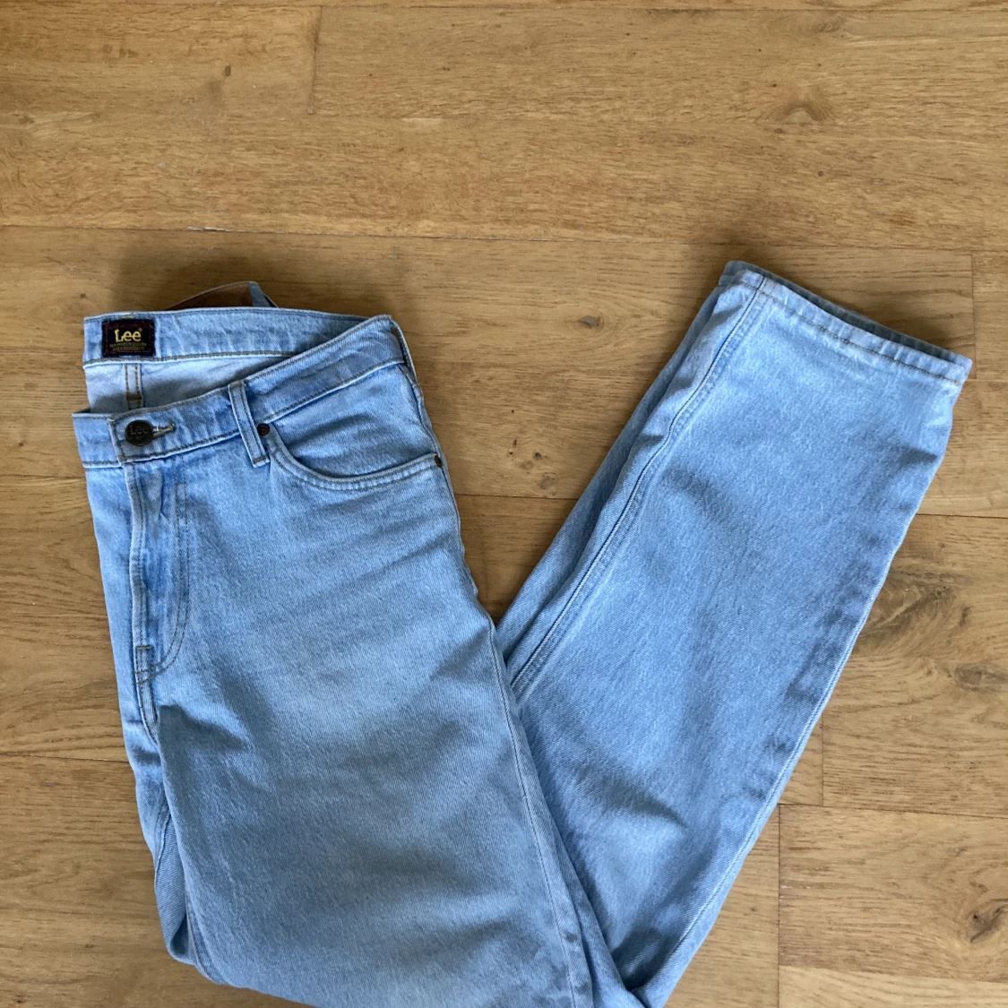 Lee jeans!  - 90