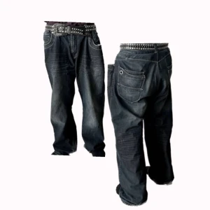 Baggy jeans av focus 70 - sjuka jeans i storlek 40, passar bra med bälte. pris går att diskuteras kom privat för fler bilder.  sjukt sällsynta.