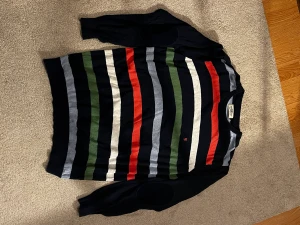 Tröja - Randig tröja 