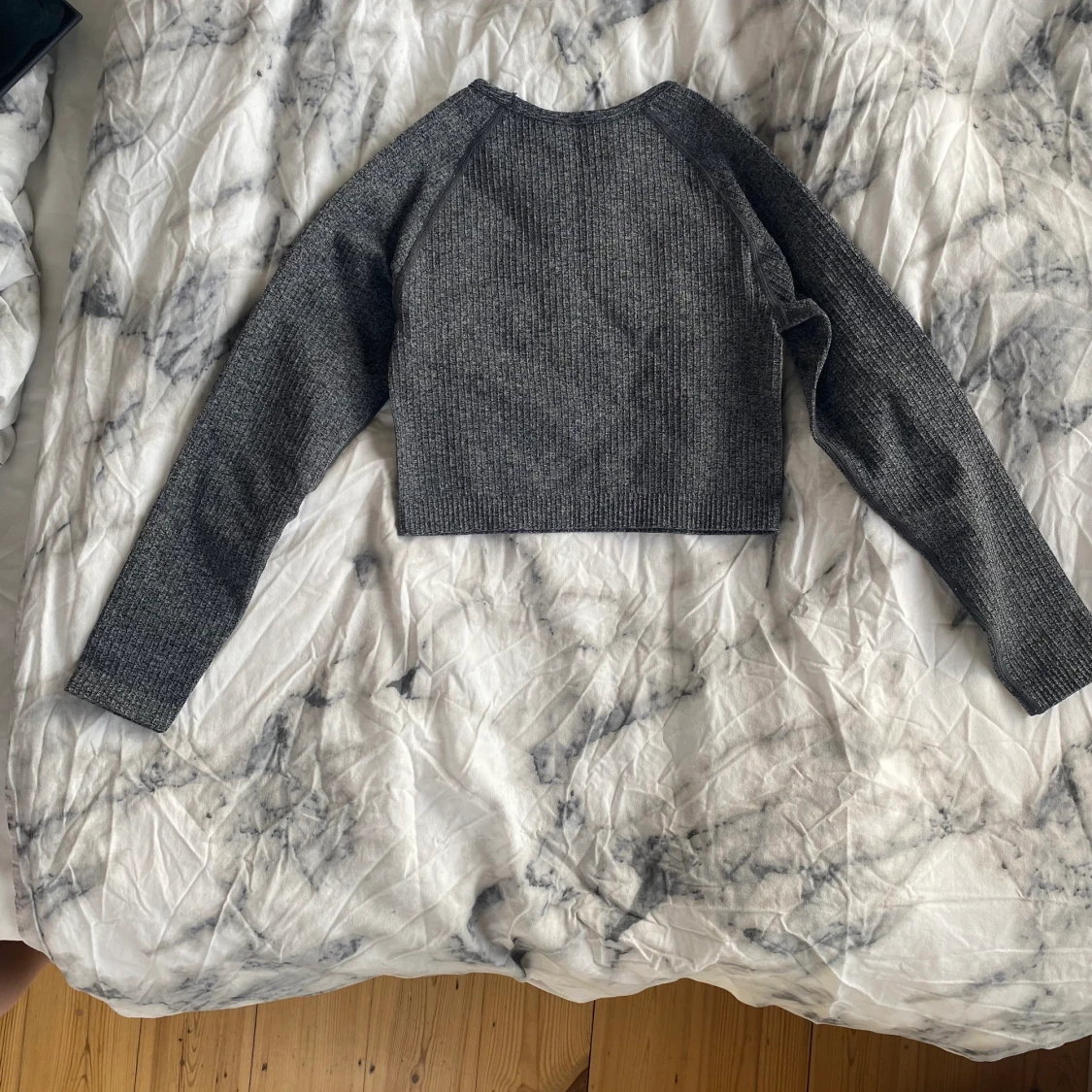 Grå träningströja - 90