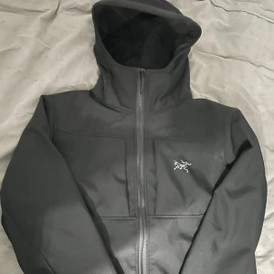Arcteryx jacka - Arcteryx Gamma MX, cond 10/10, kom dm för fler frågor, pris kan diskuteras💕