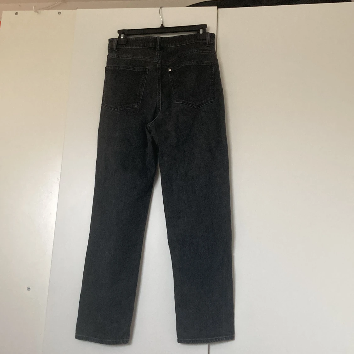 H&M Svarta Jeans - 90